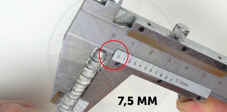 Измерение диаметра анкерного шурупа по бетону